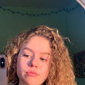 Meet your Posher, Jordyn